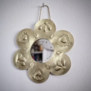 La Pétillante - La petite fleur-miroir