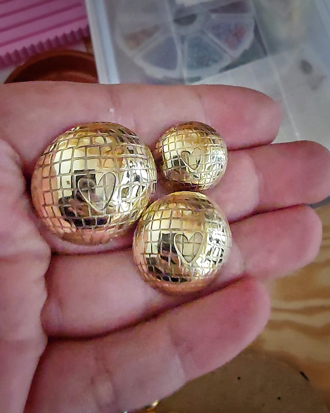 Les broches